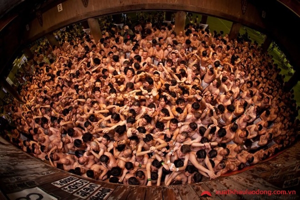 lễ hội khỏa thân ở Nhật Bản