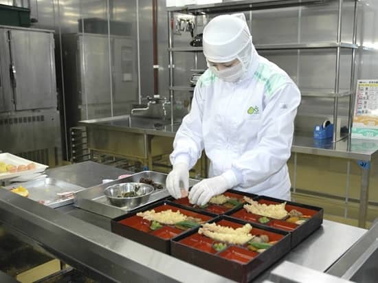 Mức lương ngành chế biến thực phẩm tại Nhật có thực sự cao?