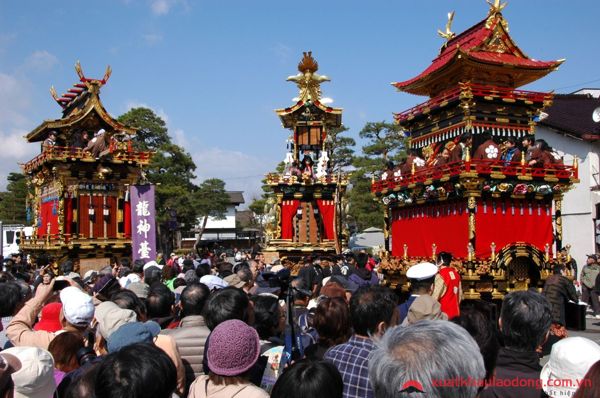 Lễ hội xuân Takayama