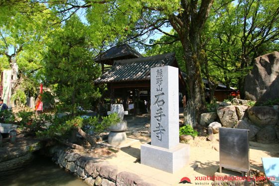 Vẻ cổ kính của ngôi chùa Ishite-ji
