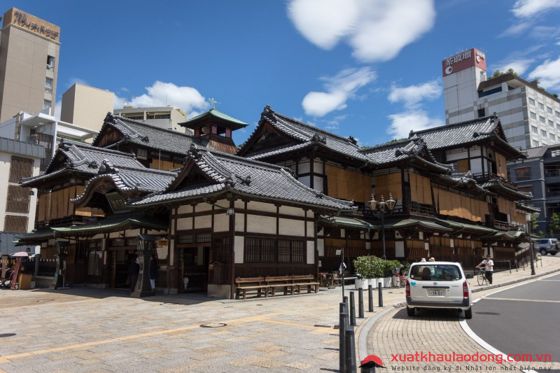 Thành phố Matsuyama làm nức lòng du khách