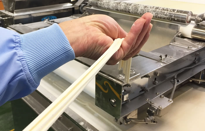 Đơn hàng chế biến và đóng gói mỳ odon tại Hiroshima