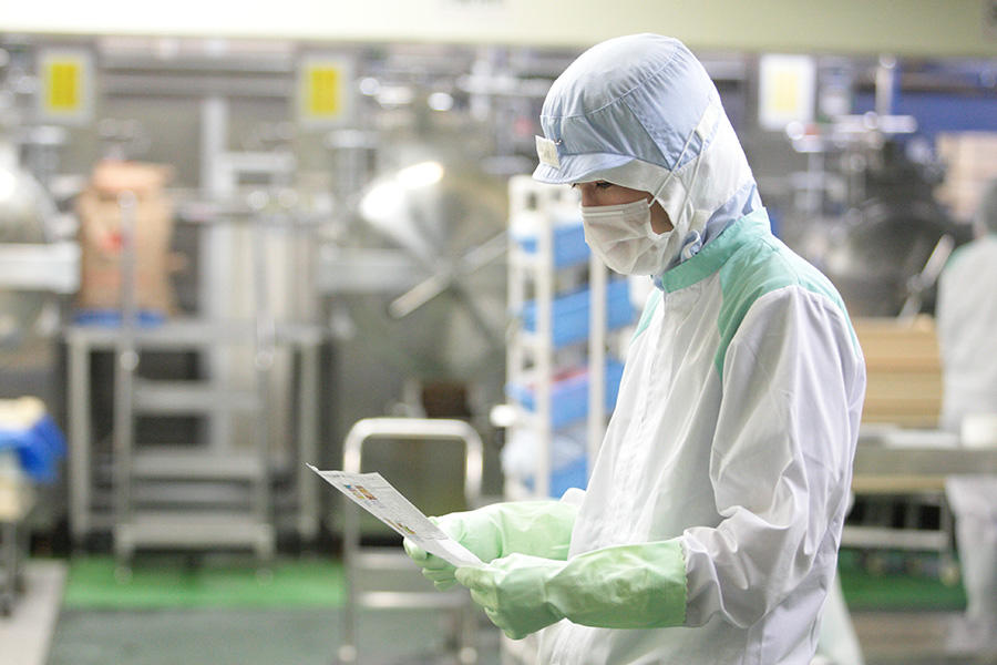 Thực tế công việc chế biến bánh kẹo tại Chiba, Nhật Bản 